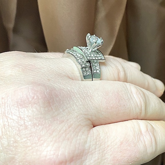 NEW WHITE GOLD FILLED 1CT AAA CZ DIAMOND ENGAGEMENT RING - Picture 6 of 7